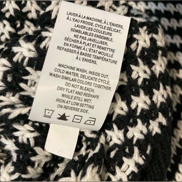 Reitmans Striped Long Sleeve Turtleneck Knitted Sweater - Picture 7 of 7